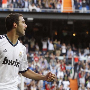 开云体育最新地址-水上马拉松开赛，兴隆湖再迎高光时刻，水上马拉松比赛